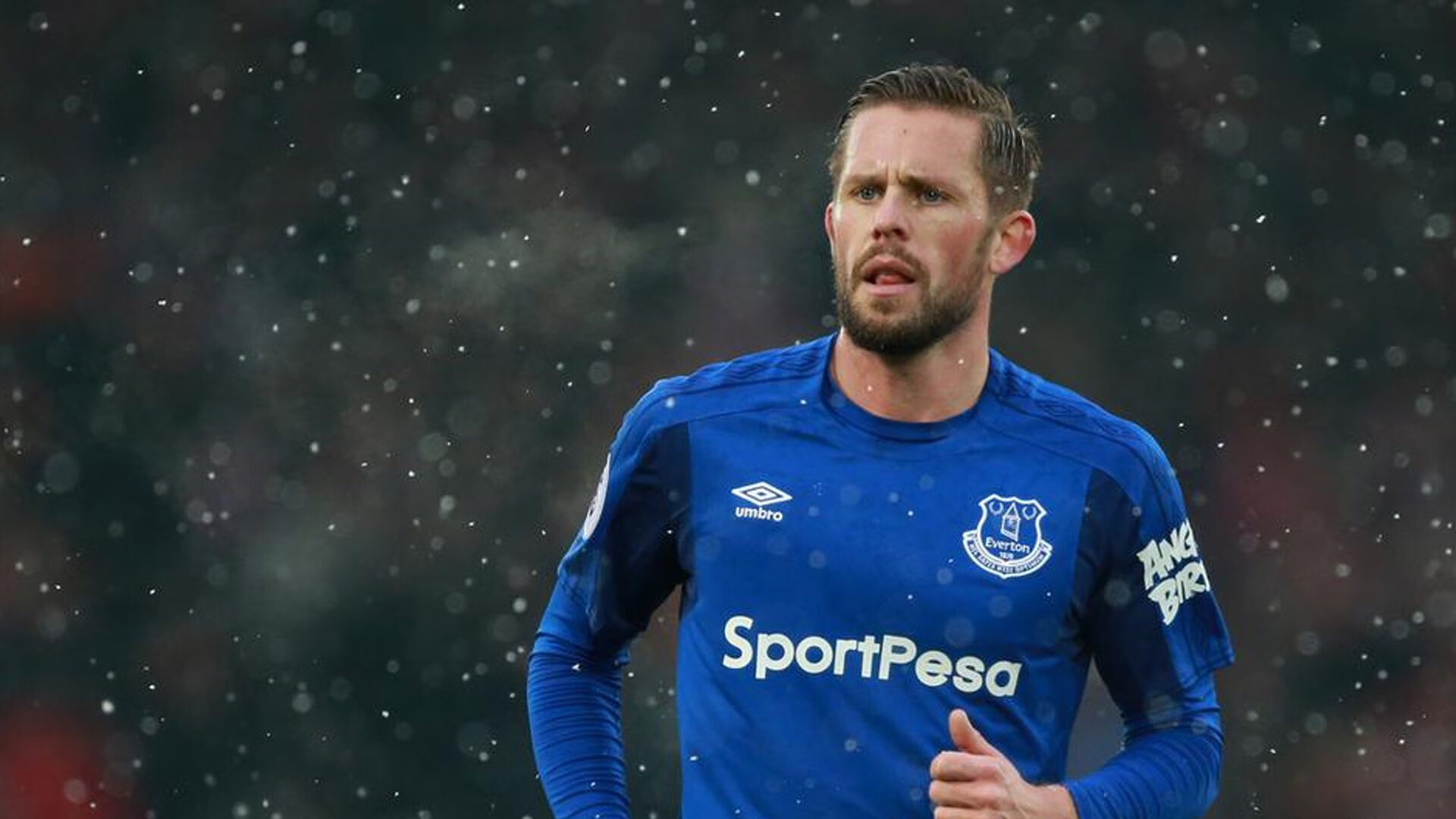 九游体育-“马科斯·莫奇的强硬防守，成为阿根廷美洲狮队不可或缺的一员”